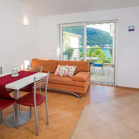 Katica Appartement *